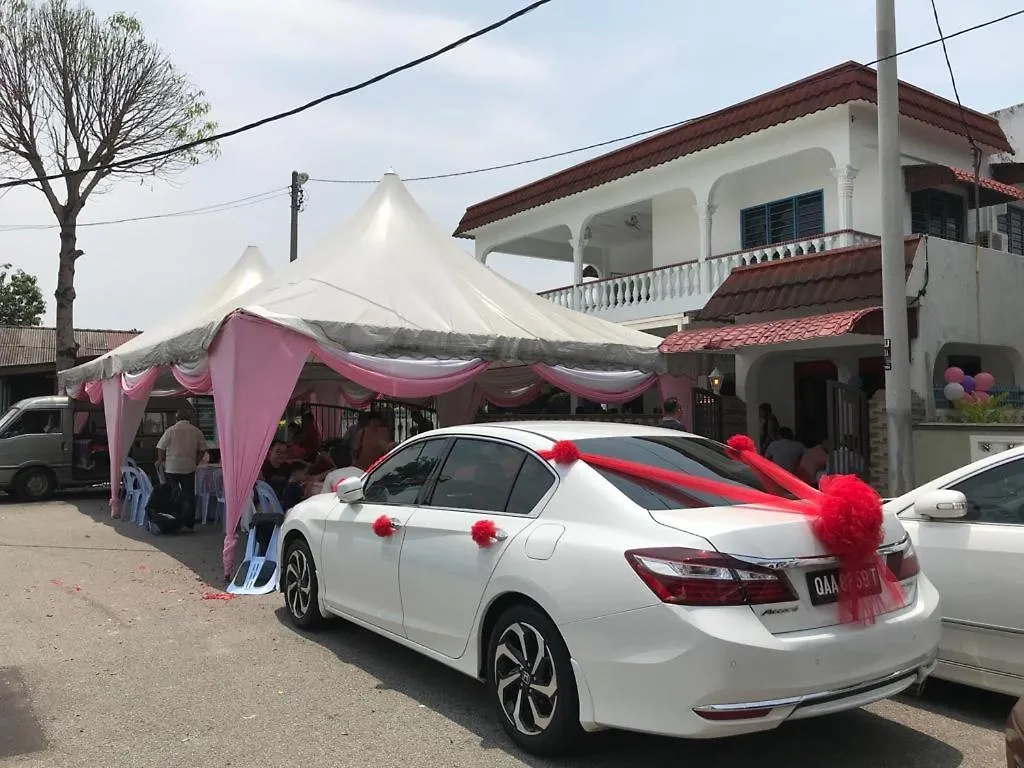 Holiday home Fullhouse Homestay Melaka