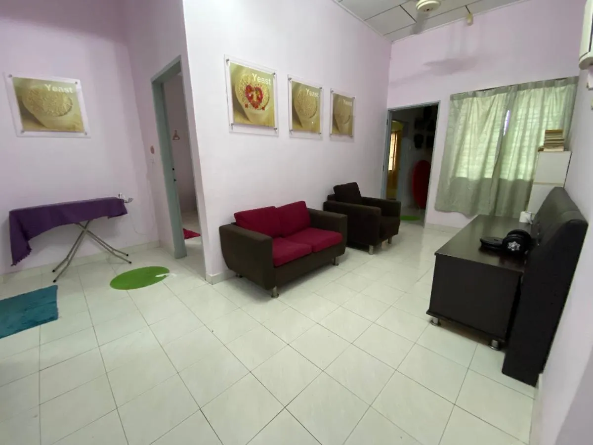 Fullhouse Homestay Melaka Malaysia