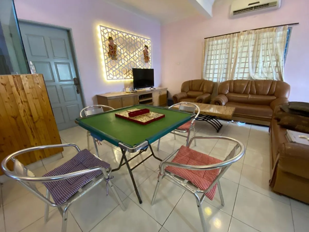 Holiday home Fullhouse Homestay Melaka