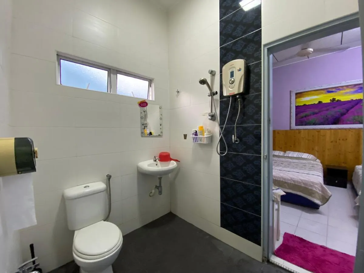 Fullhouse Homestay Melaka 0*, Malacca